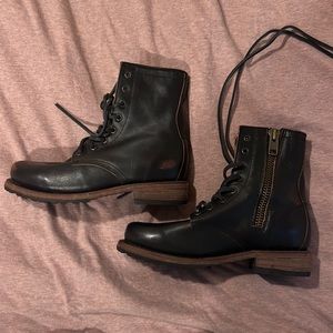 NWOT Freebird Boots